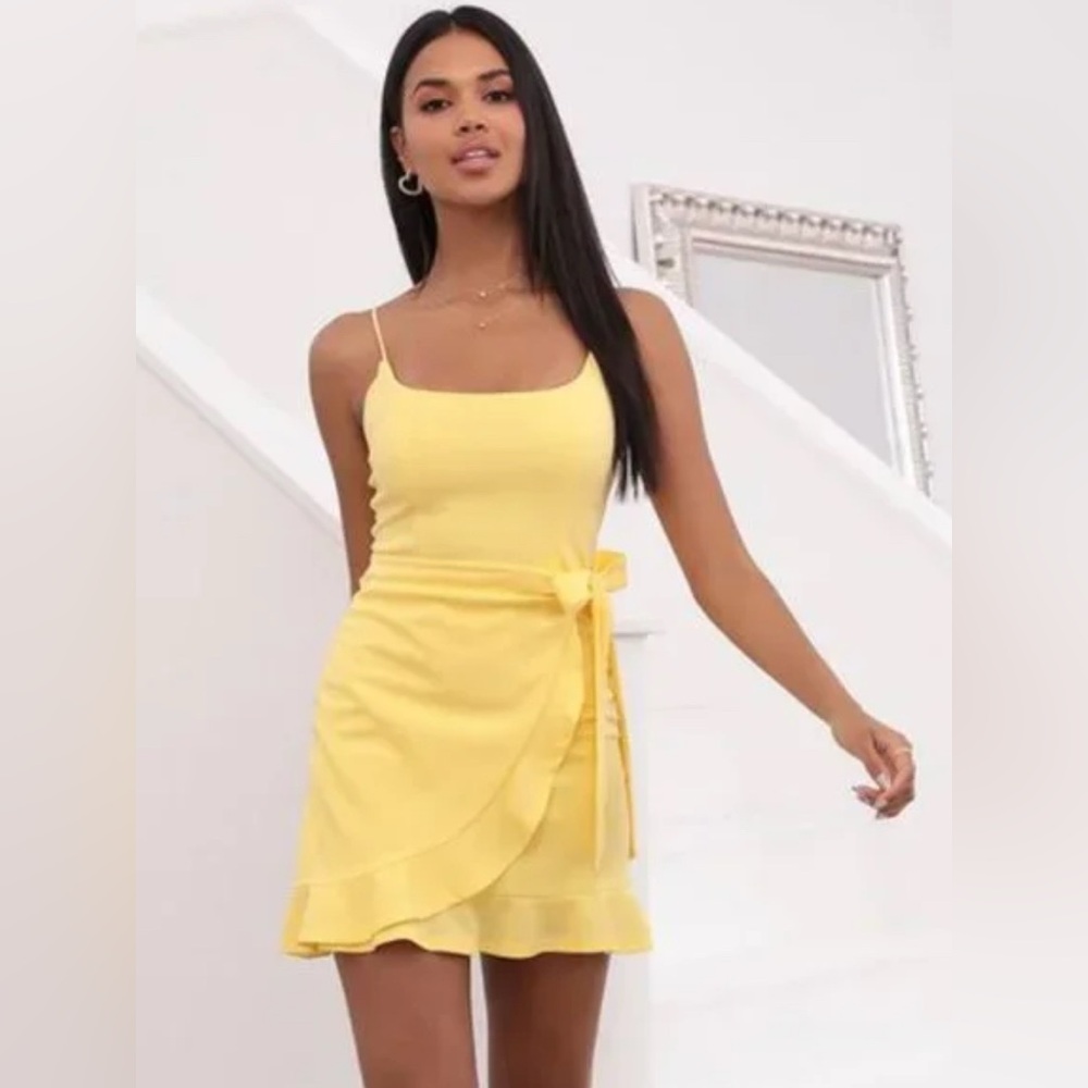 Lucy in the sky capri ruffle tie dress light yellow